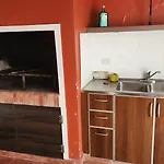 Casa Familiar Luminosa Con Cochera Y Parilla