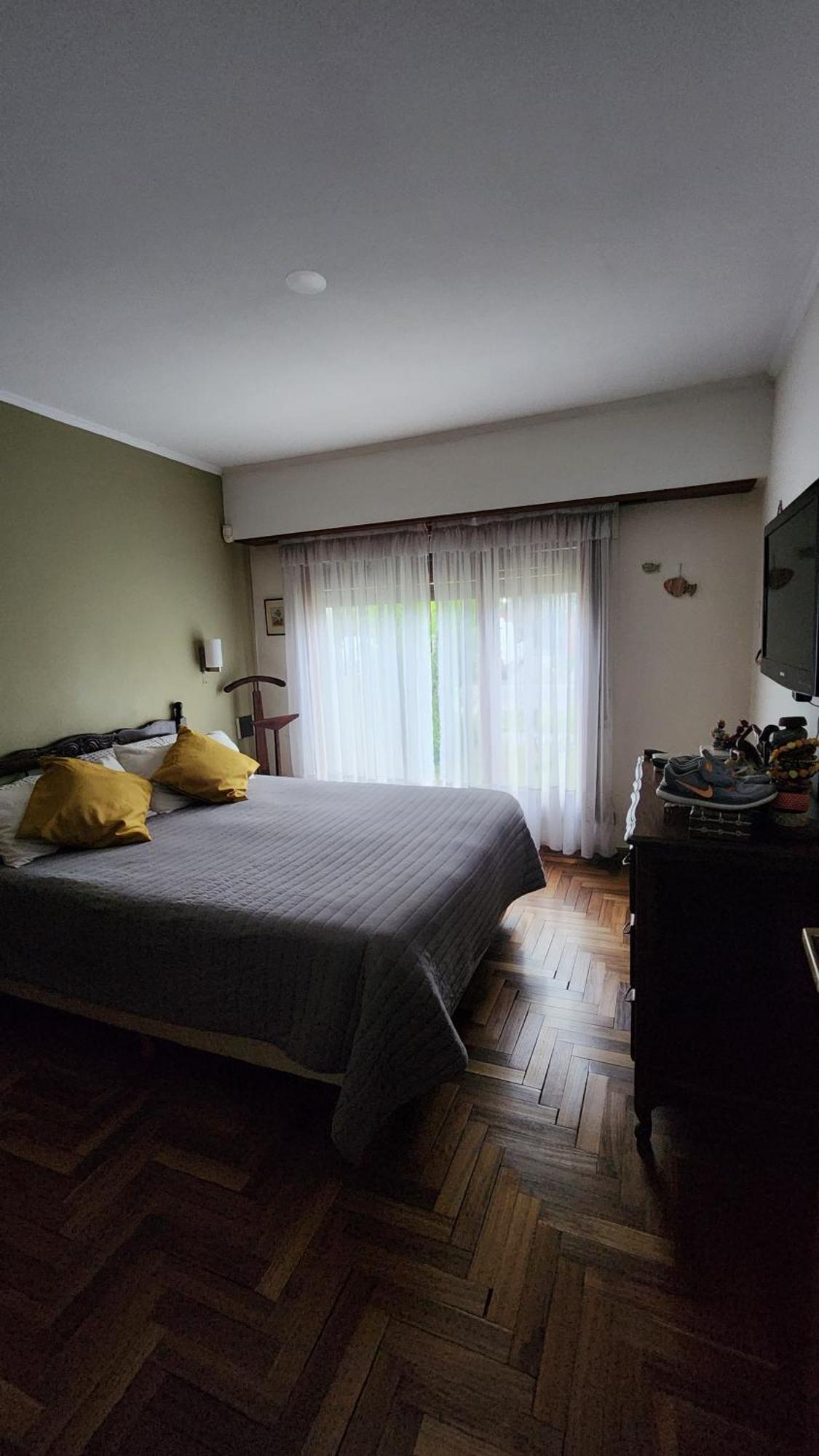 Casa Familiar Luminosa Con Cochera Y Parilla Сasa de vacaciones Mar del Plata